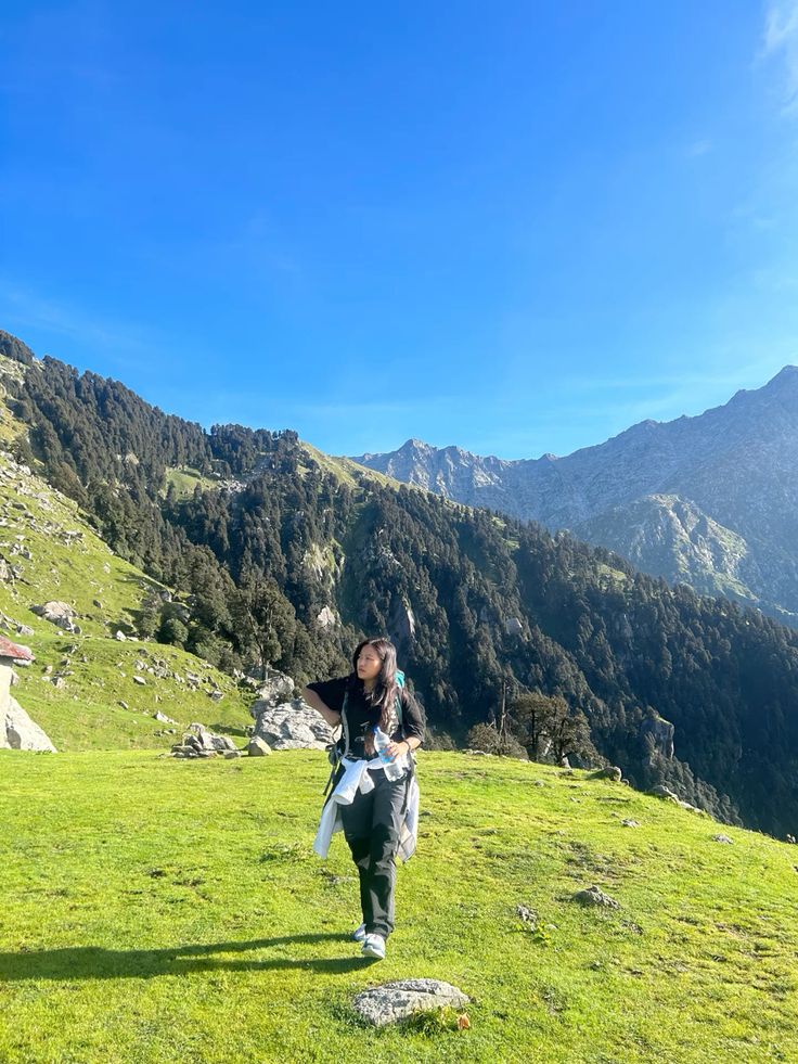 Delhi to Triund Group Trek — The Himalayan Trip